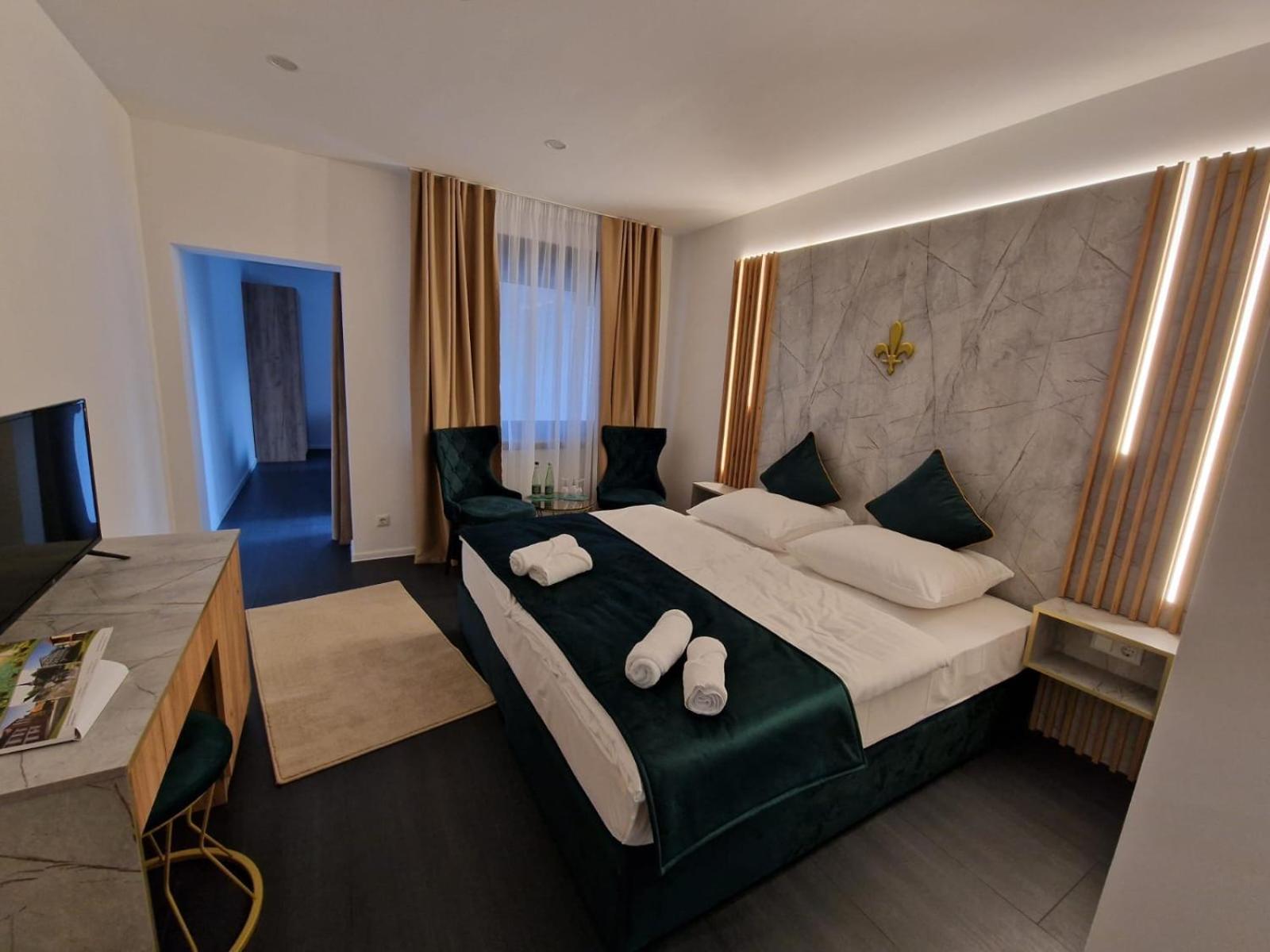 Lilium Resort Hotel & Restaurant 바트로다흐 외부 사진