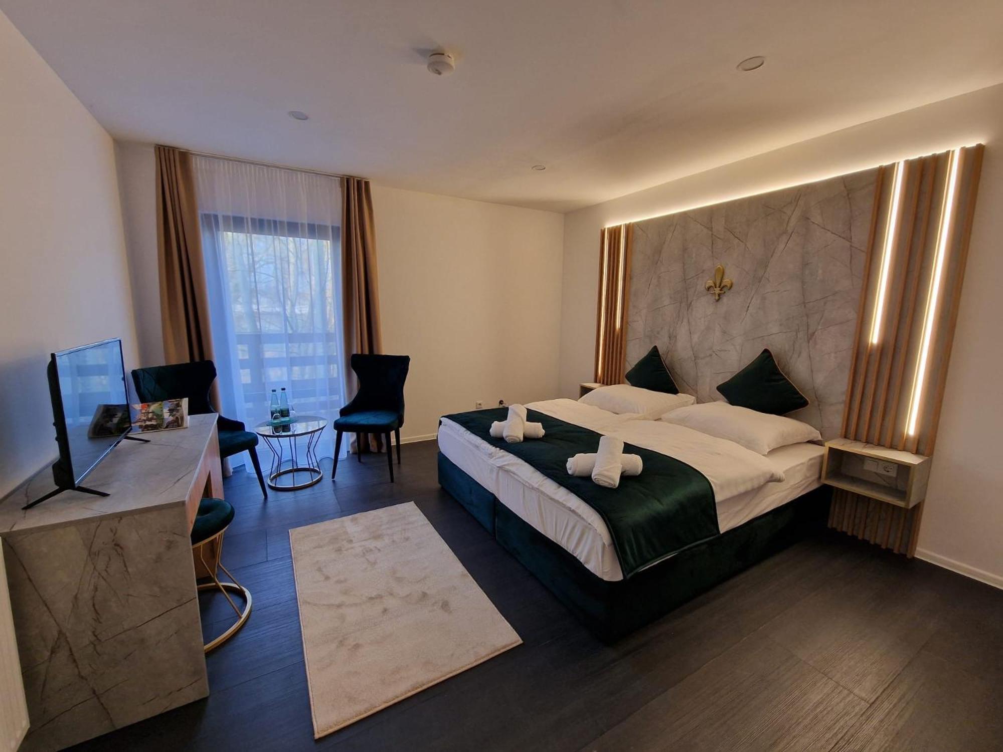Lilium Resort Hotel & Restaurant 바트로다흐 외부 사진